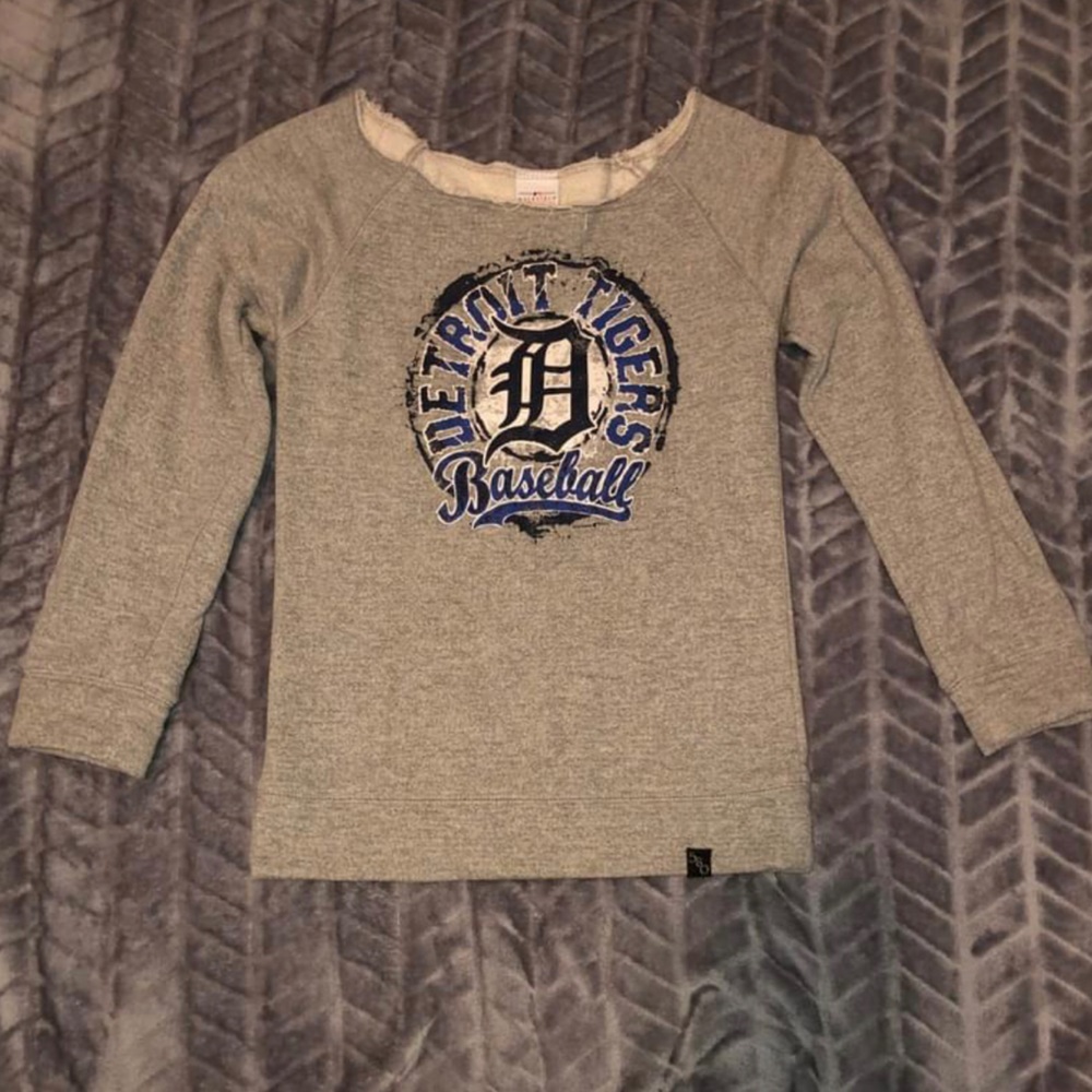 Detroit Tigers sweatshirt